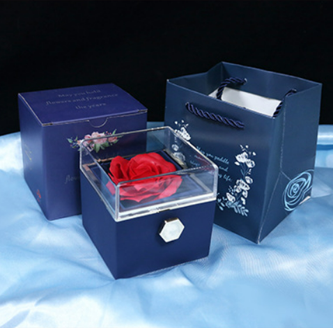 C99 Qualified Jewelry Case as Gift Box