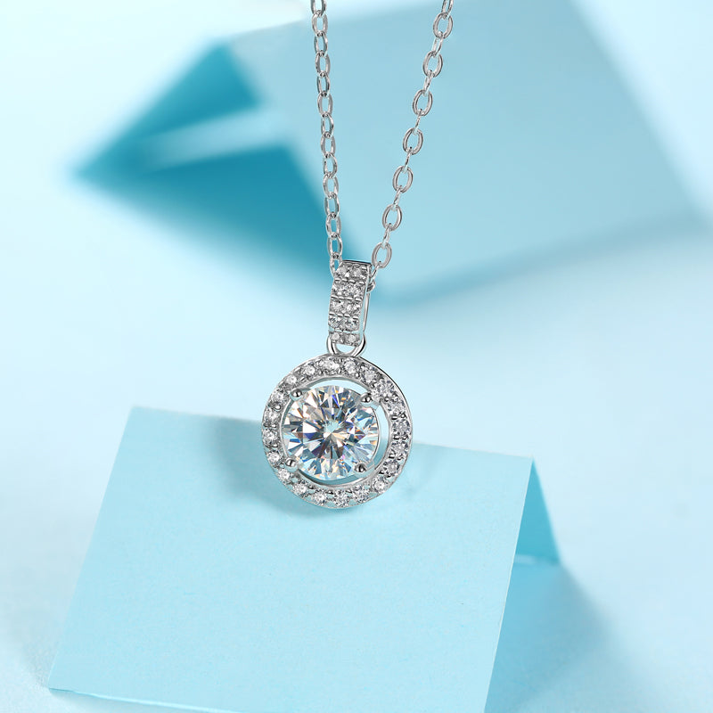 Moissanite   Necklace 