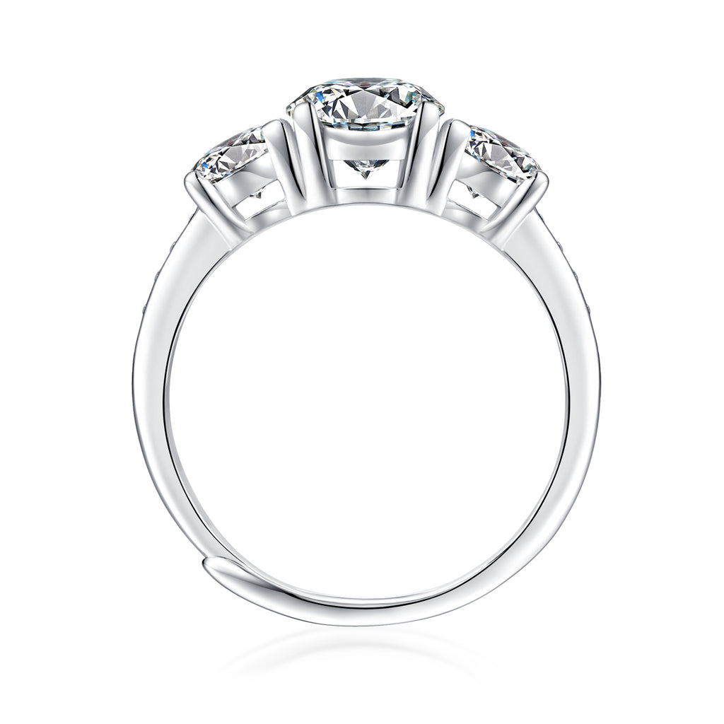 moissanite ring 