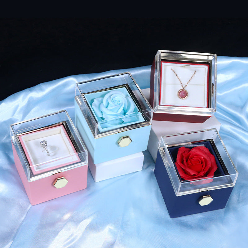 C99 Qualified Jewelry Case as Gift Box